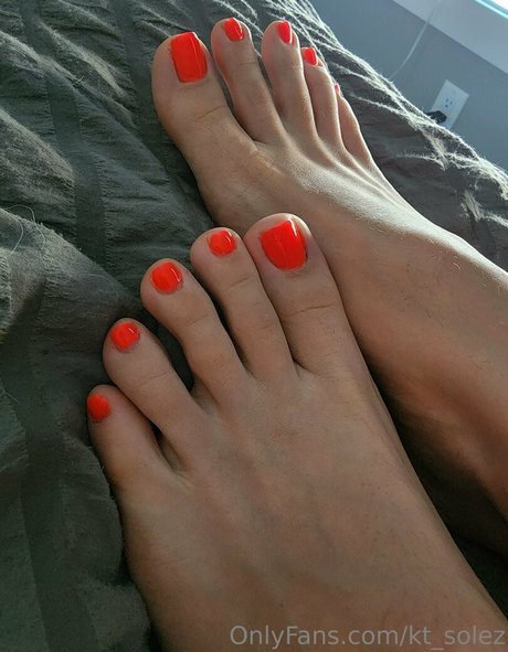 Goddess KT model perfect pics