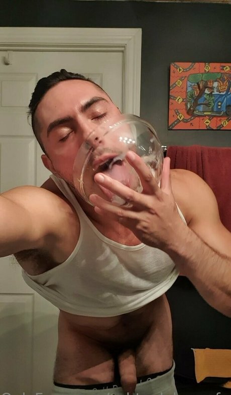 ashtonlabrucefree erotic pornstar photo