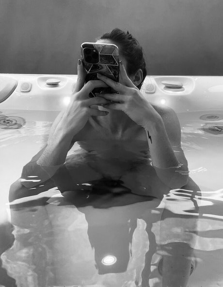 ydcbehindthelens erotic model image