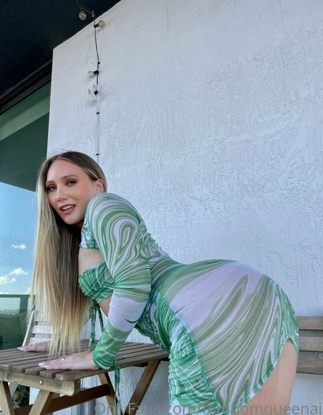 femdomqueenaj model sexy pics