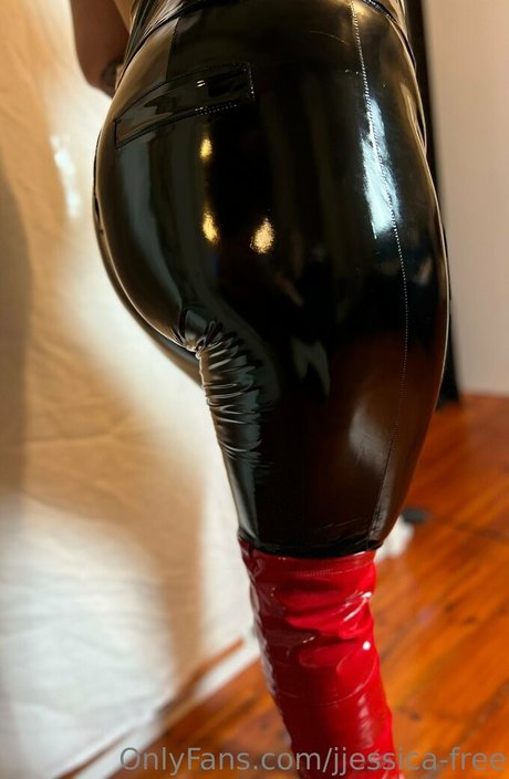 blonde midget onlyfans beautiful photos