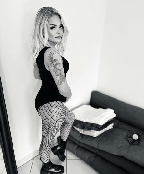 Eva dlsk hd model pictures