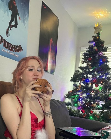 teen fingering onlyfans pornographic galleries