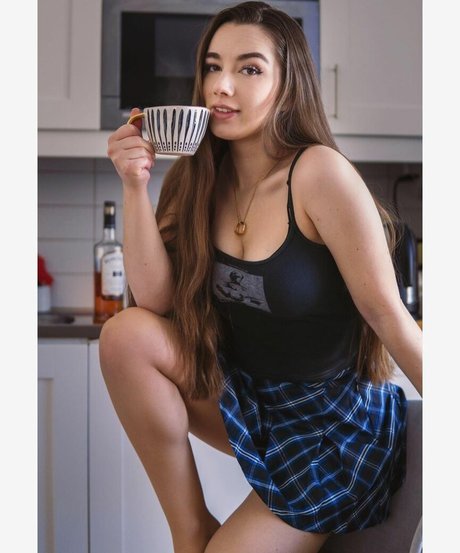 beauty curvy onlyfans art porn image