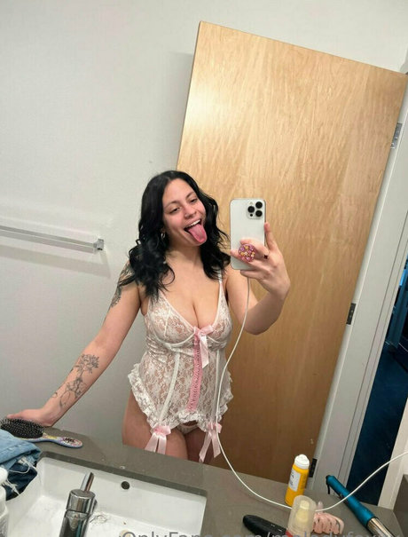 melodyfoxxx beautiful actress pics