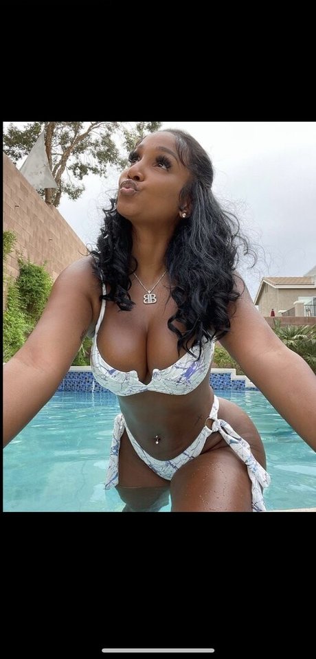 Bernice Burgos xxx pornstar pictures