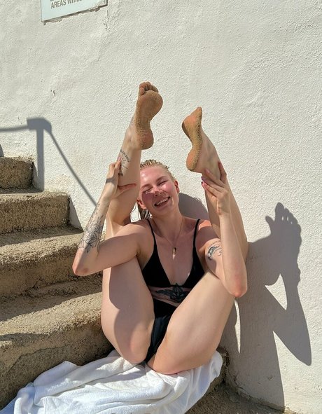 blonde masturbation onlyfans exclusive images