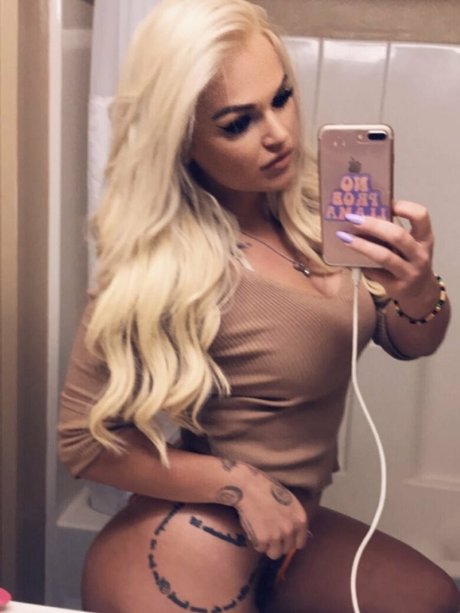 gun mamii nudes star images