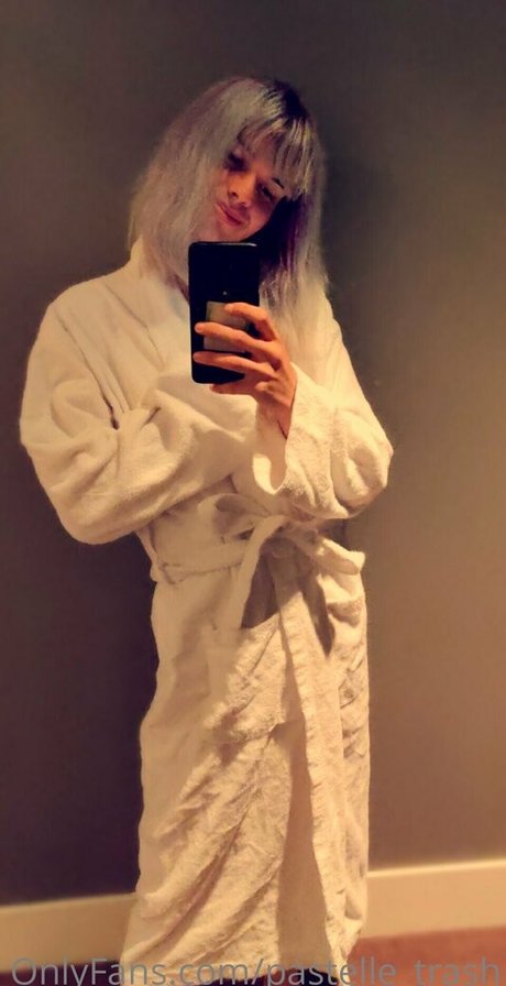 pastelle trash pornstar beautiful images