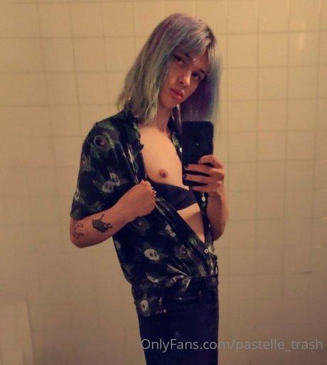 pastelle trash pretty star pic