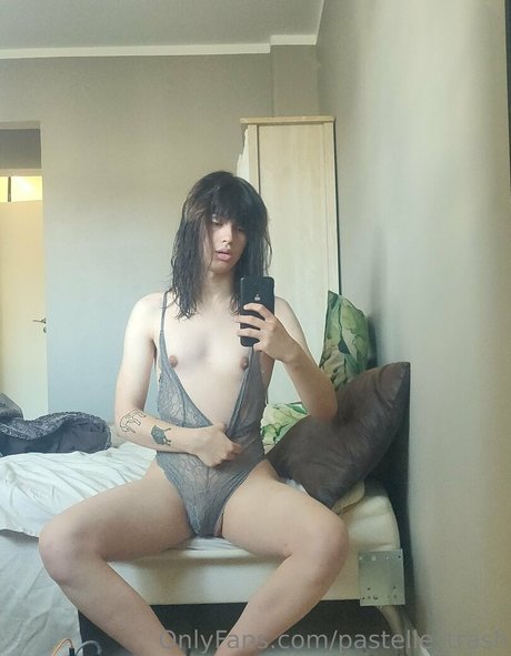 pastelle trash model exclusive archive