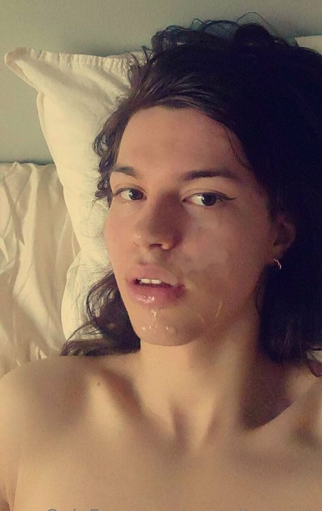 pastelle trash pornstar beautiful pictures