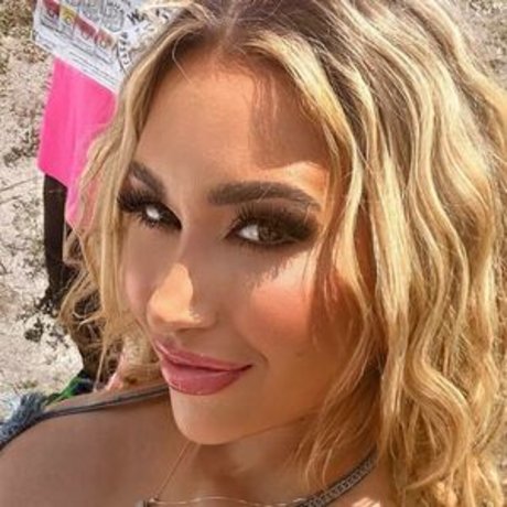 teacher milf onlyfans exclusive images