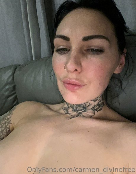 carmen divinefree hot model galleries
