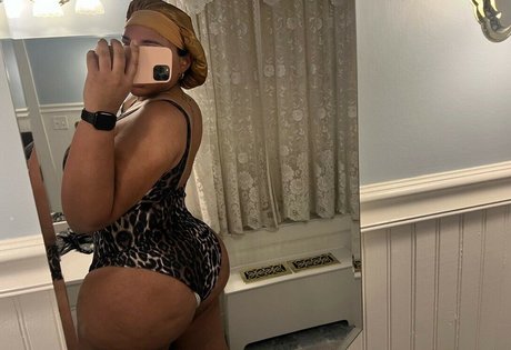 TSnatalee erotic star archive