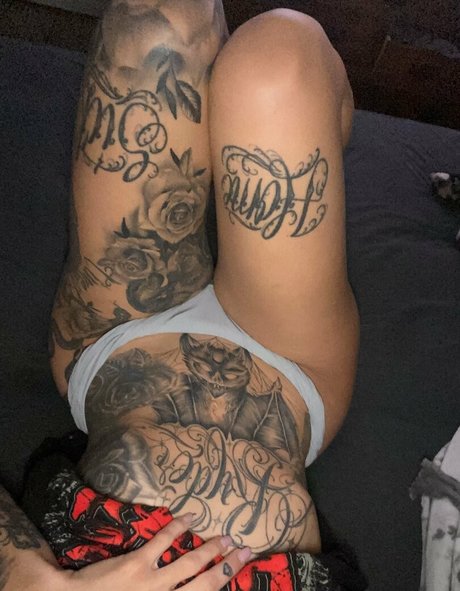 black hair milf onlyfans erotic galleries