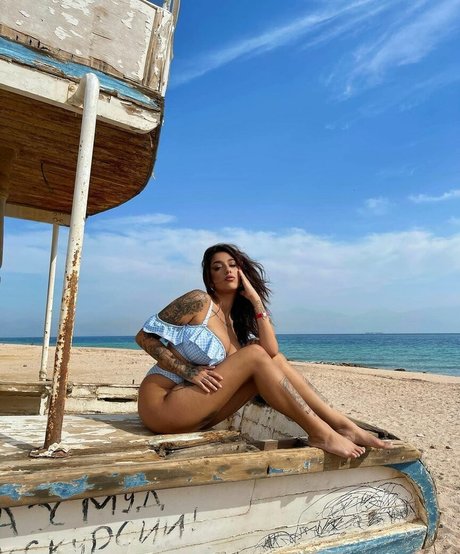 May Bakshi erotic pornstar image