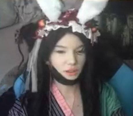 AbnormalXO model naked pic