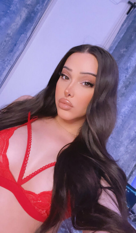 iliafox model hd image