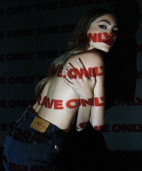 Smadar Avi model beautiful picture