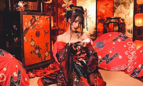 mother daughter onlyfans hot sex picture