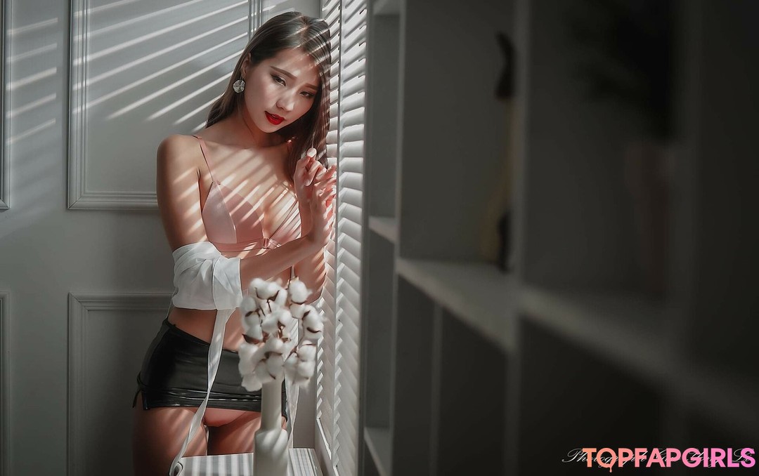 Anita Feifei exclusive star photo