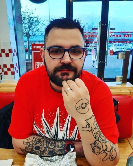 Paul Haythorne model top photos