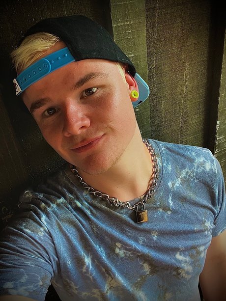 Inked Puppy_ nice pornstar pictures