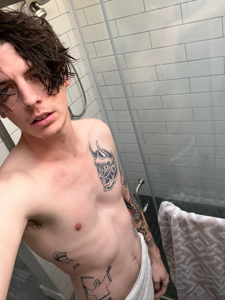 Sadpnx boi pornstar nude images