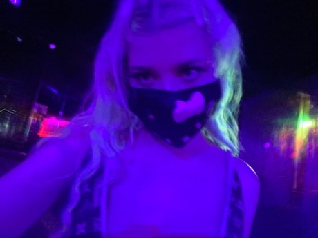 sisters onlyfans nudes picture