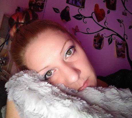 To hott to handle profile image