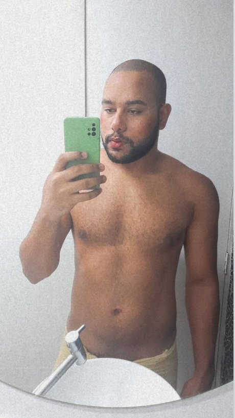 Rafa Rodrigues nude model pic