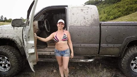 milf strip onlyfans top gallery