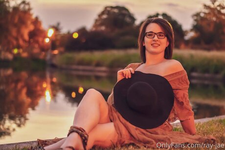 Ray Jae star nudes image