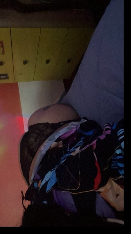 yourRawmanticgirl pornstar xxx image