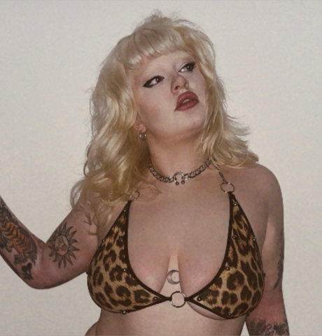 RamonnaFlo nudes model archive