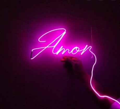 Reina Mena sexy actress img