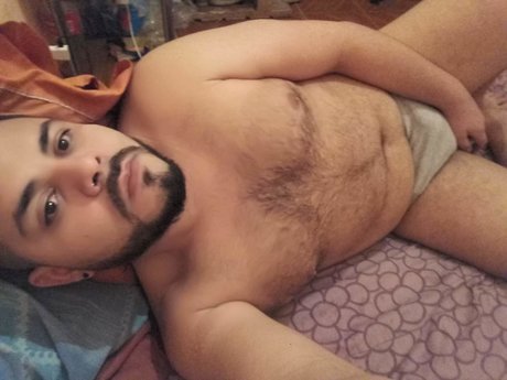 R H pornstar top picture