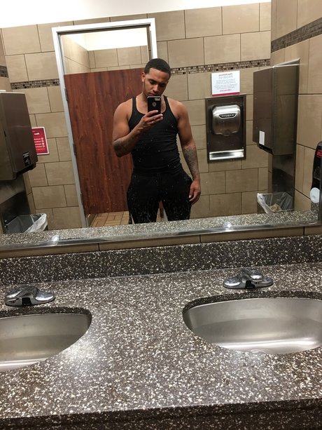 teen natural tits onlyfans free sexy photo