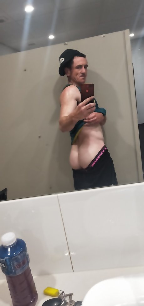 UNDSTM8D xxx pornstar picture