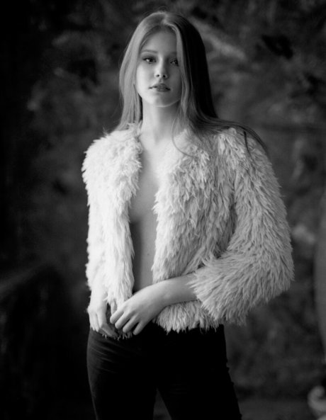 Katya Sitak pornstar erotic pictures