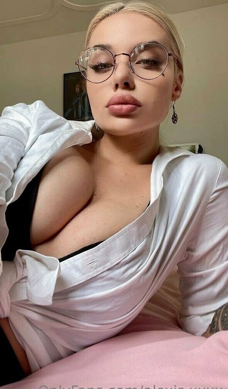 fat granny onlyfans art naked gallery