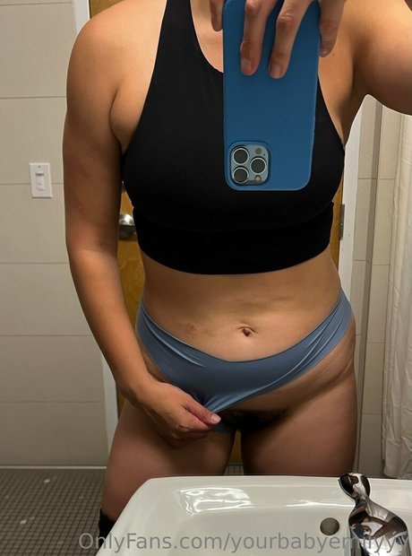 yourbabyemilyyy top star img