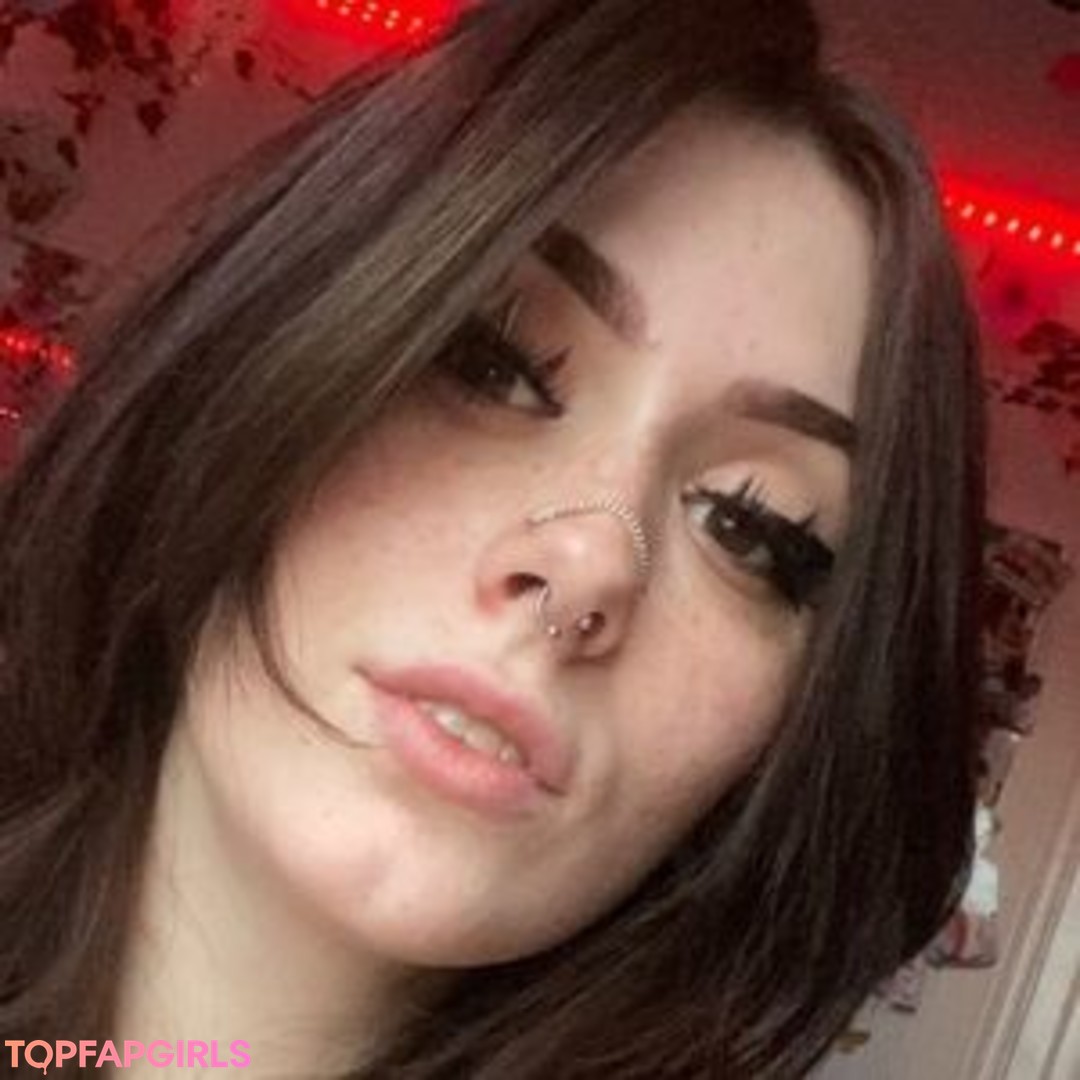 emo nude onlyfans pretty pic