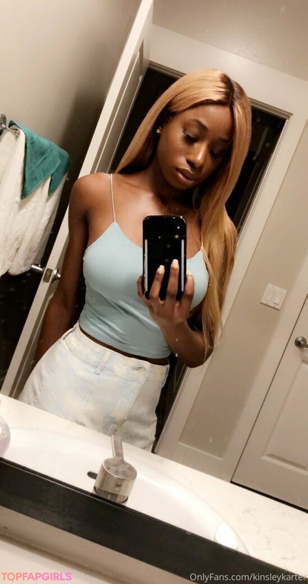 kinsleykarter sex actress img