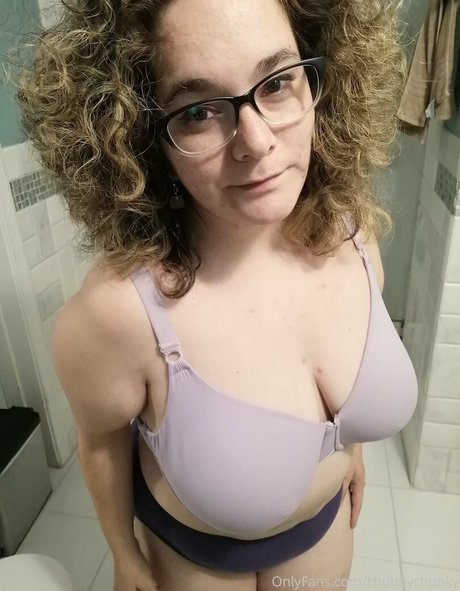 chubbychunky adult actress gallery