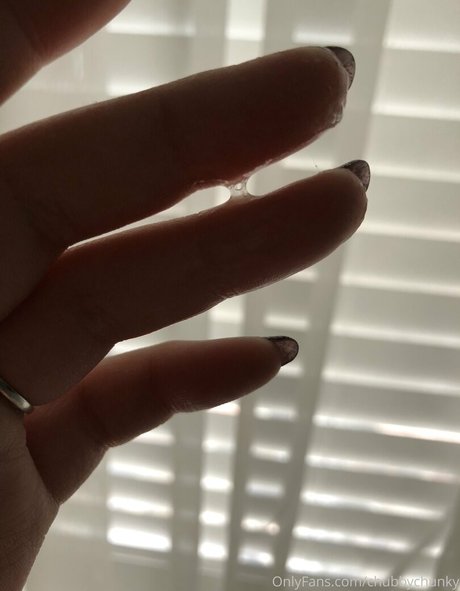 chubbychunky erotic actress pic