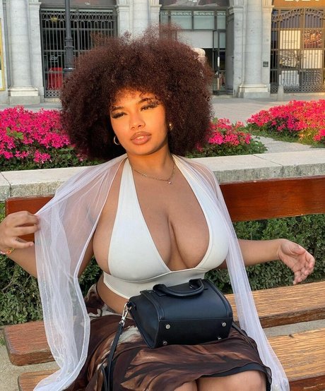 Gggoicoechea nudes model pics