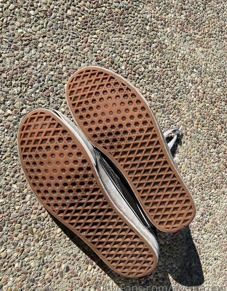 ayemazing model nude image