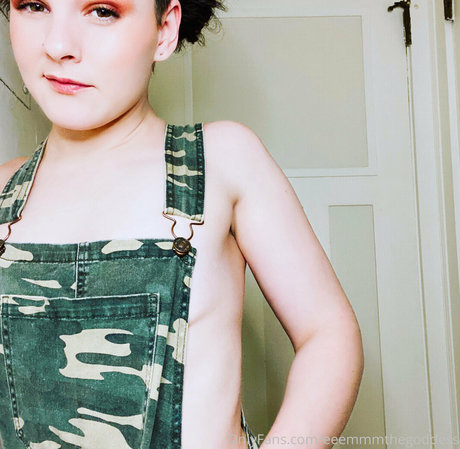 eeemmmthegoddess nude model img